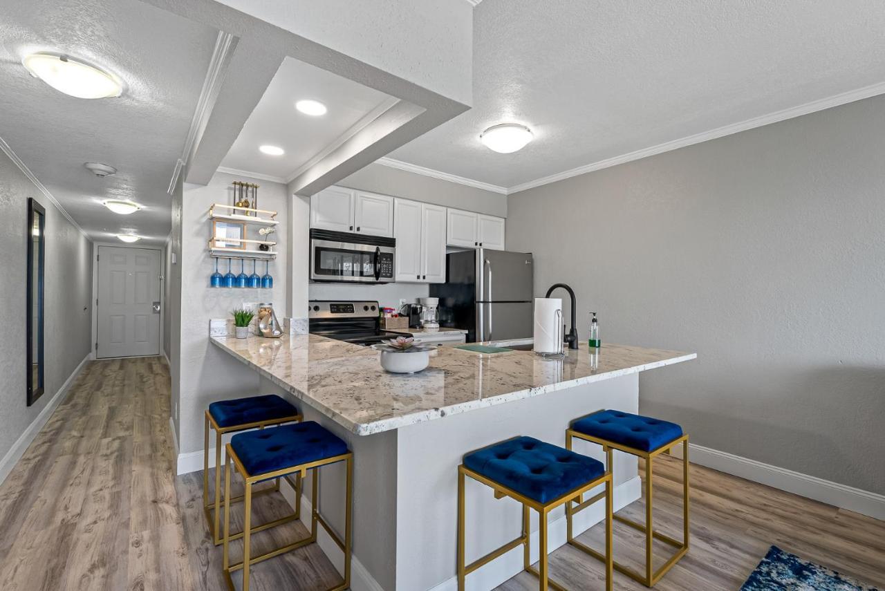 Wake Up To The Ocean Breeze - Enjoy Amazing Views Villa Tampa Exteriör bild