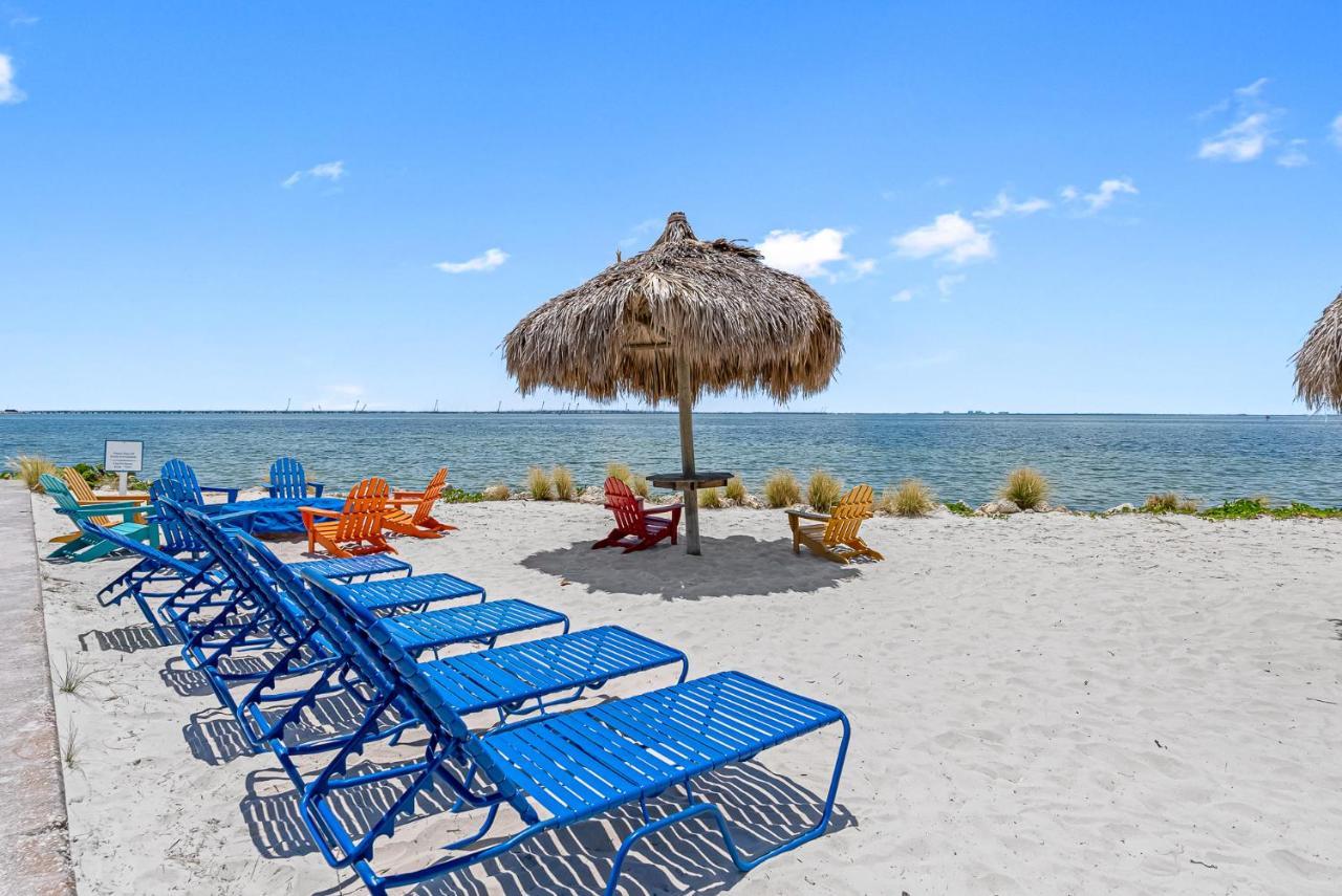 Wake Up To The Ocean Breeze - Enjoy Amazing Views Villa Tampa Exteriör bild